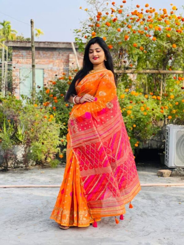 Color Contrast Jamdani Motive Pest Afsan Print Saree