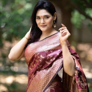 কাতান শাড়ি